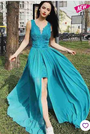 Small breasted bride with a V-neck Prom Dresses will reduce the presence of the chest