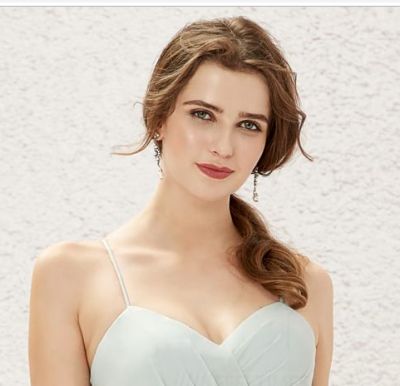 How to choose ladies evening dress?